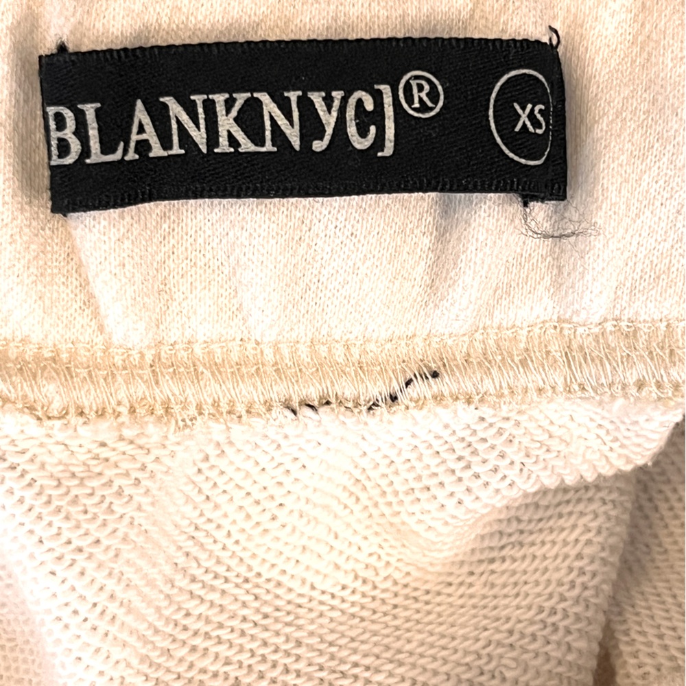 NWOT Blank NYC Printed Faux Denim French Terry Shorts Real Pockets Pull-on XS - Picture 6 of 8